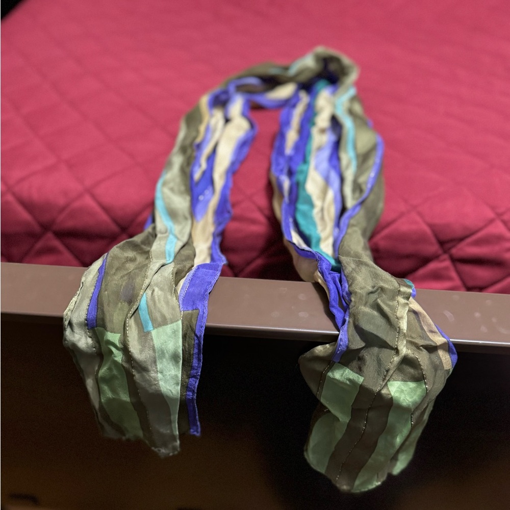 Scarf - Picture 3 of 3